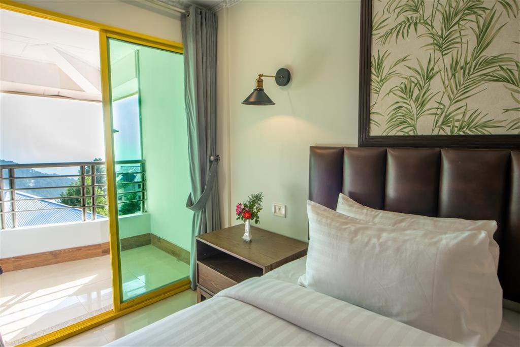 Cecil Hotel by Pearl-Continental
