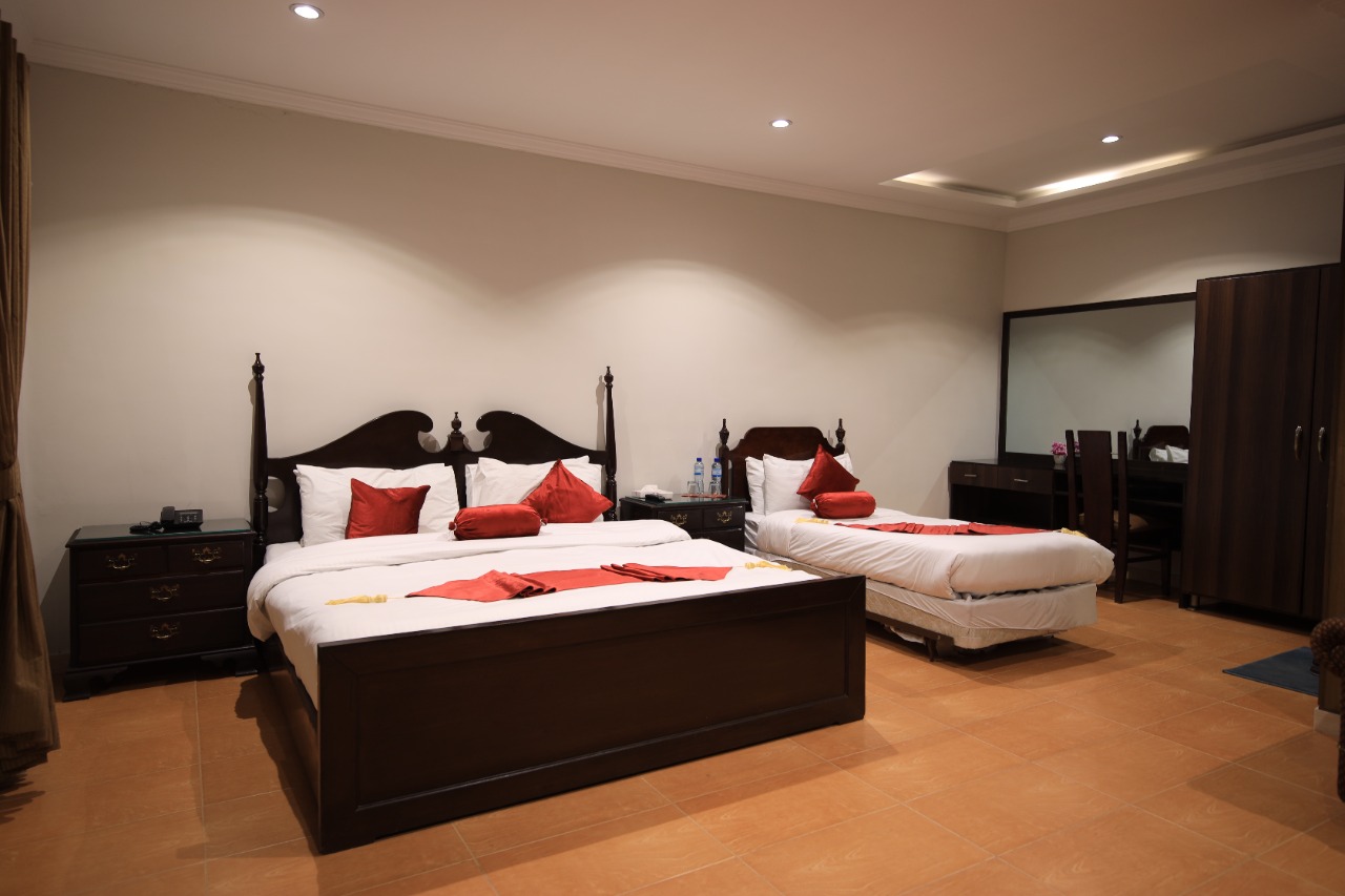Cosy Knock Hotel