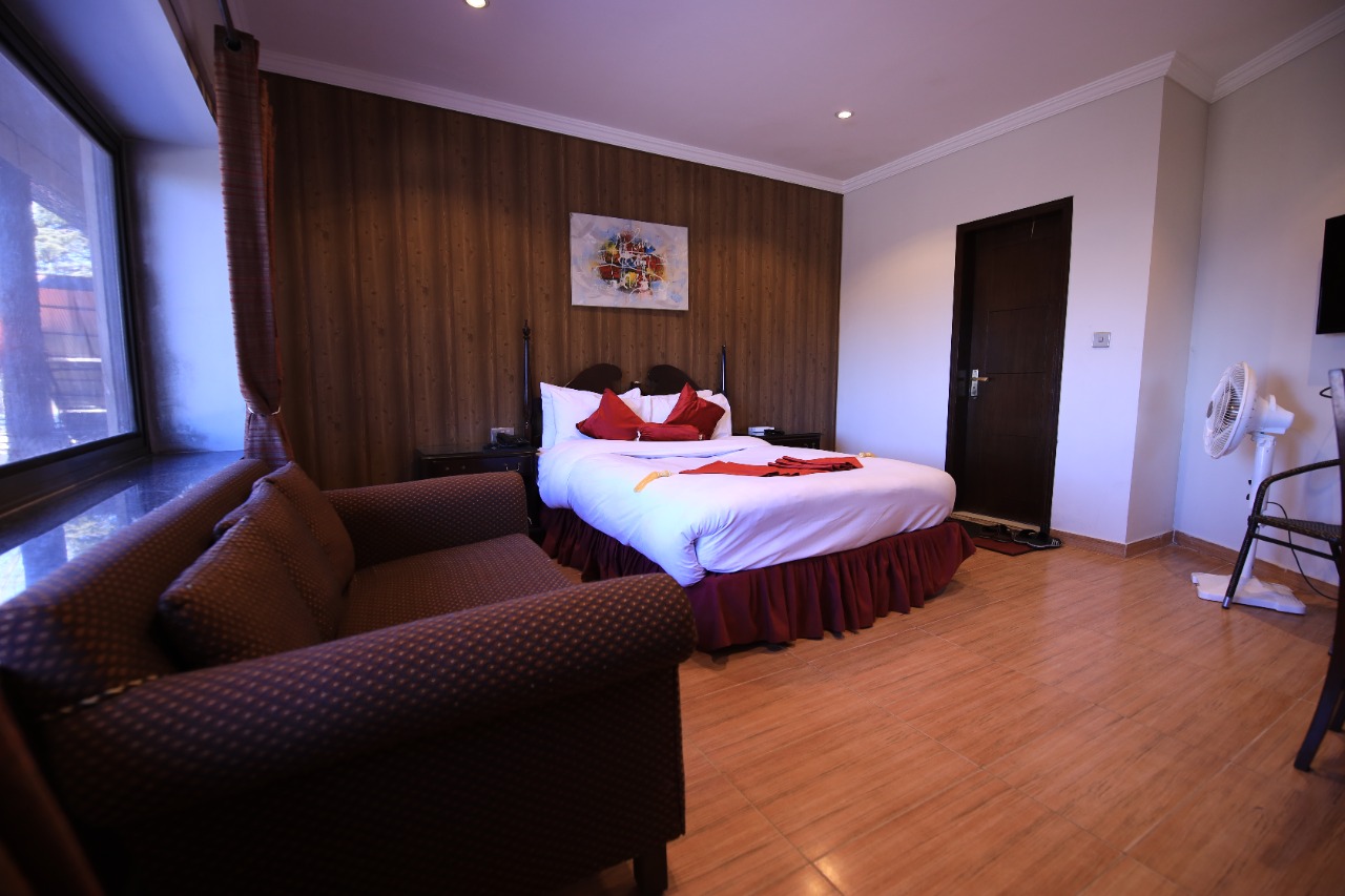 Cosy Knock Hotel