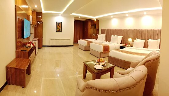 Faletti’s Grand Hotel