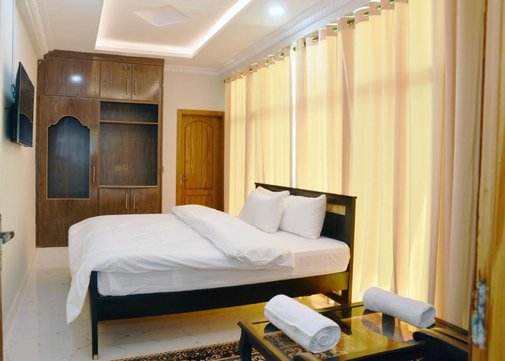 Grand Taj Hotel