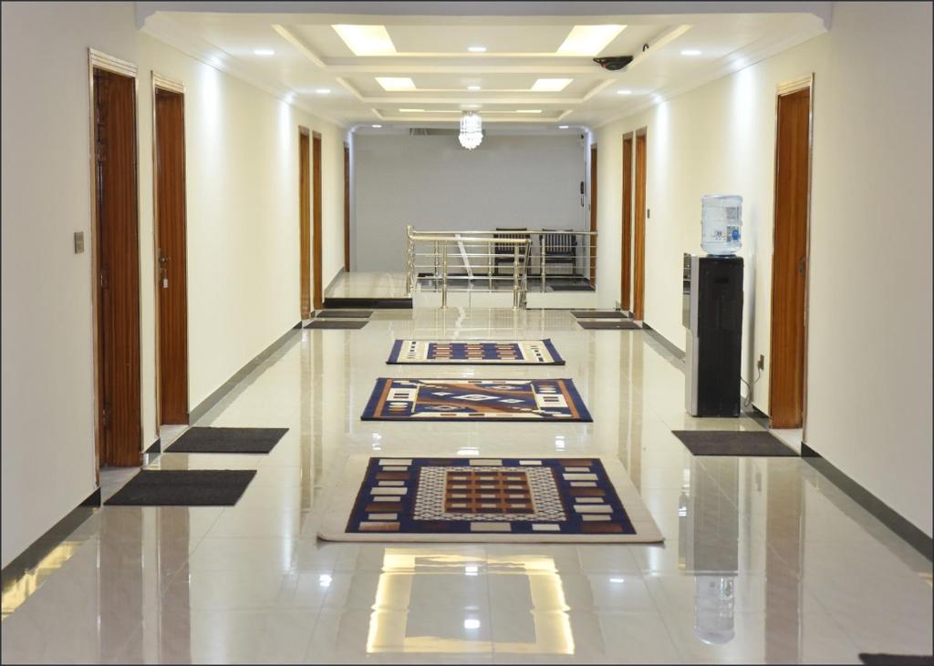 Grand Taj Hotel