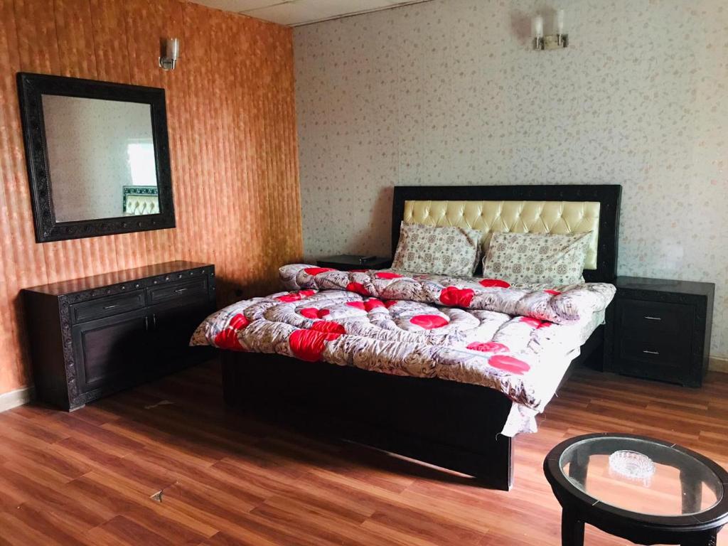HMH Lodges Murree