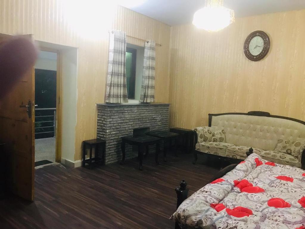 HMH Lodges Murree