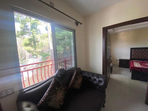 Hotel Grand Homes Murree