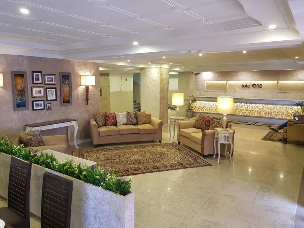 Hotel One Mall Road Murree