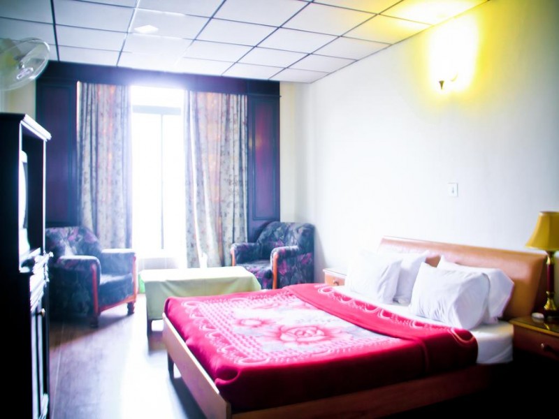 Metropole Hotel