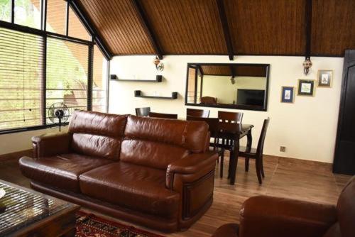 Pasha Hotel Murree