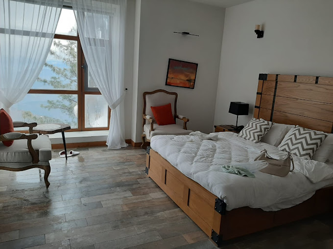 Pine Court Bhruban