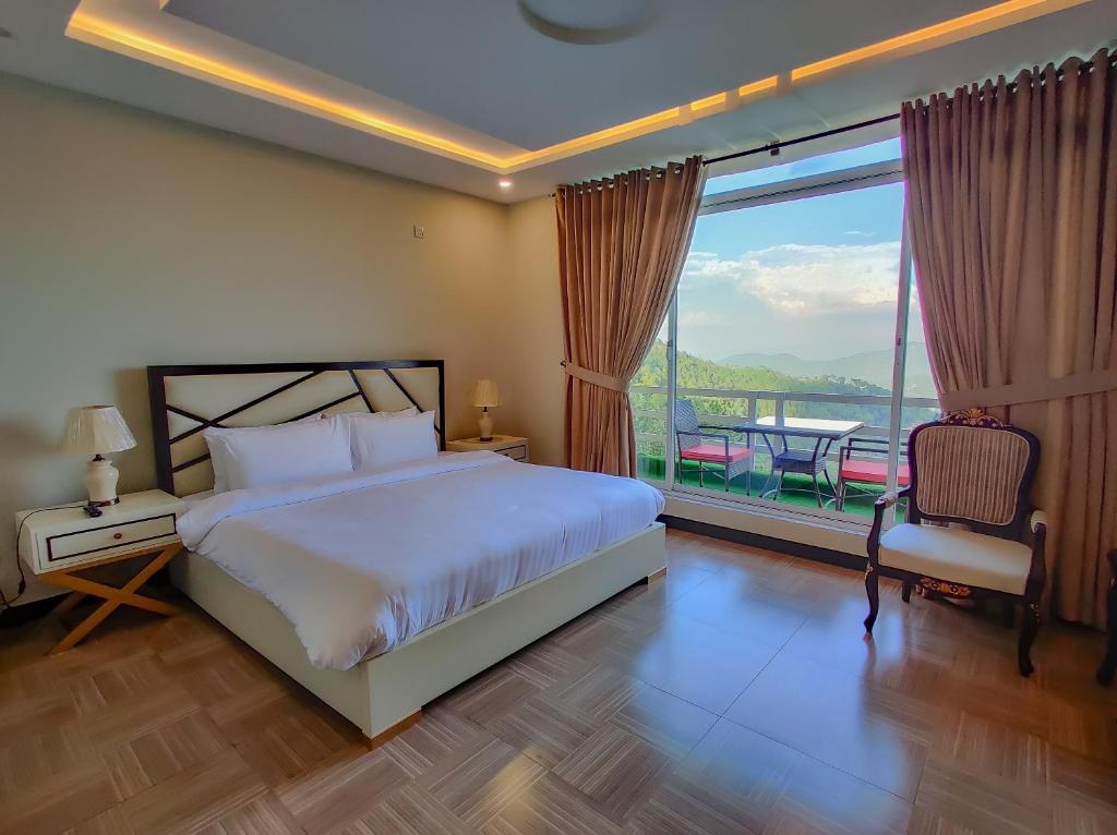 Queenstown Hotel Murree