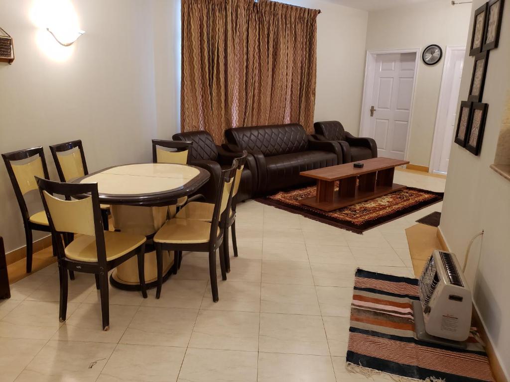 Rove Lodging
