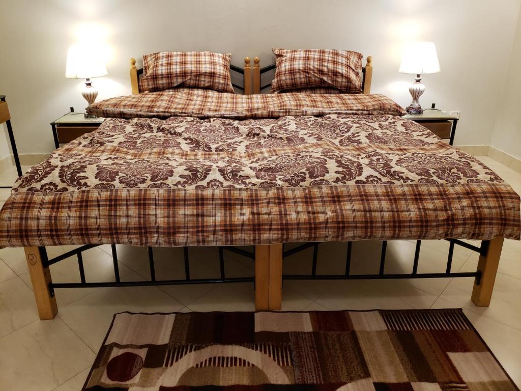 Rove Lodging