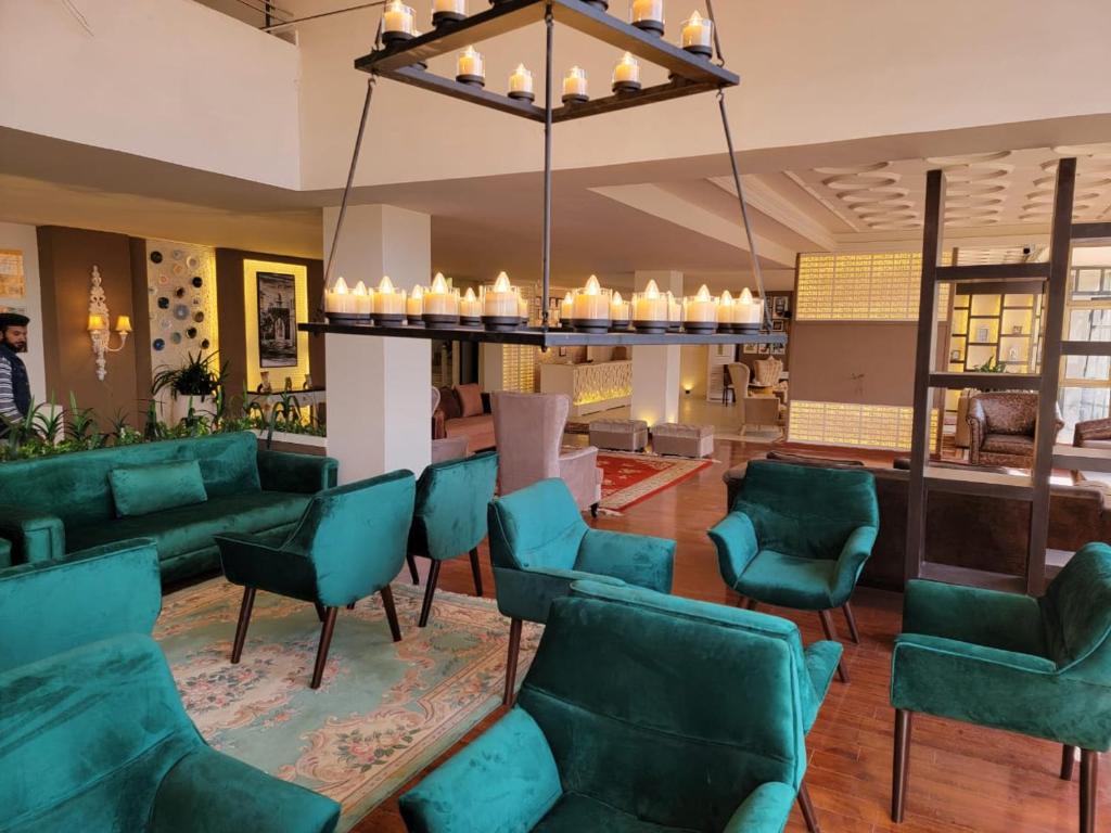 Shelton Suites Bhurban