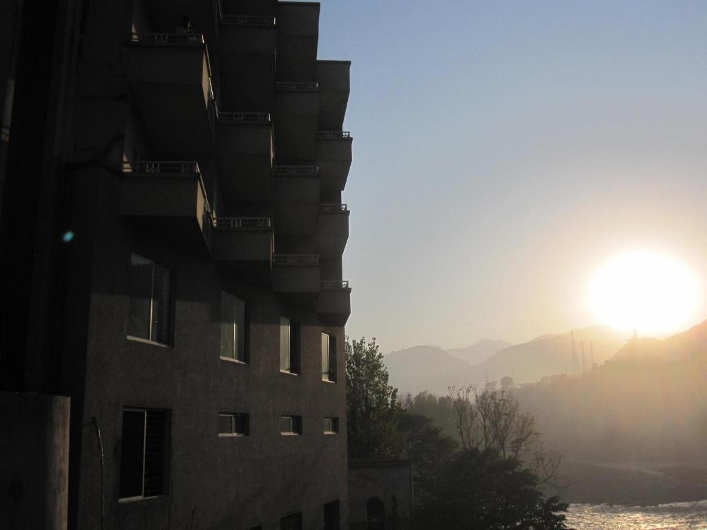Sangam Hotel Muzaffarabad