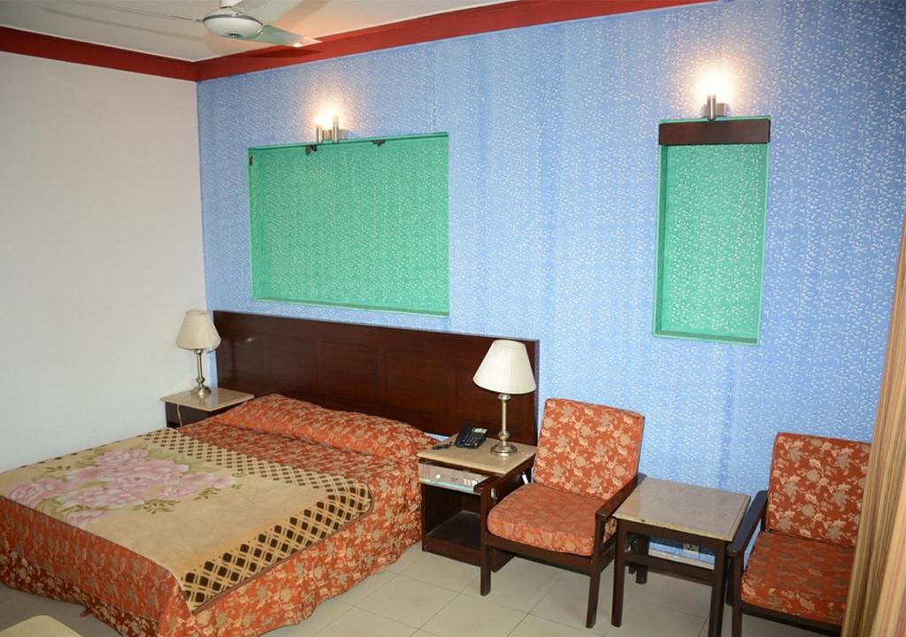 Sangam Hotel Muzaffarabad