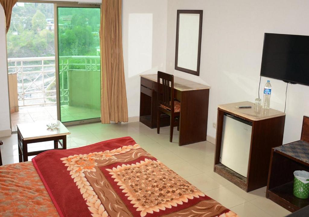 Sangam Hotel Muzaffarabad