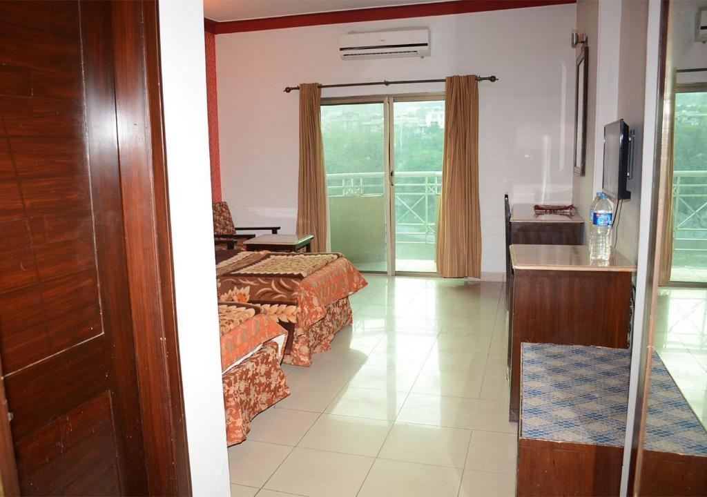 Sangam Hotel Muzaffarabad