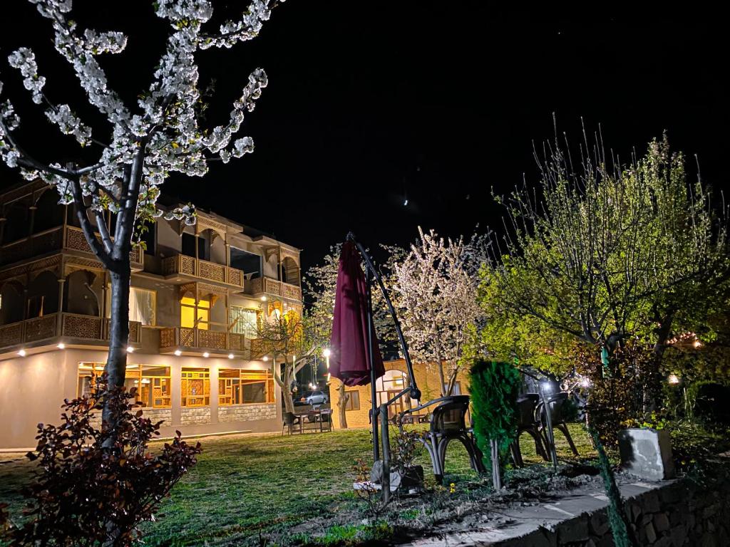 Dumani Nagar Hotel and Resort