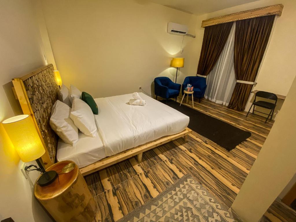 Dumani Nagar Hotel and Resort