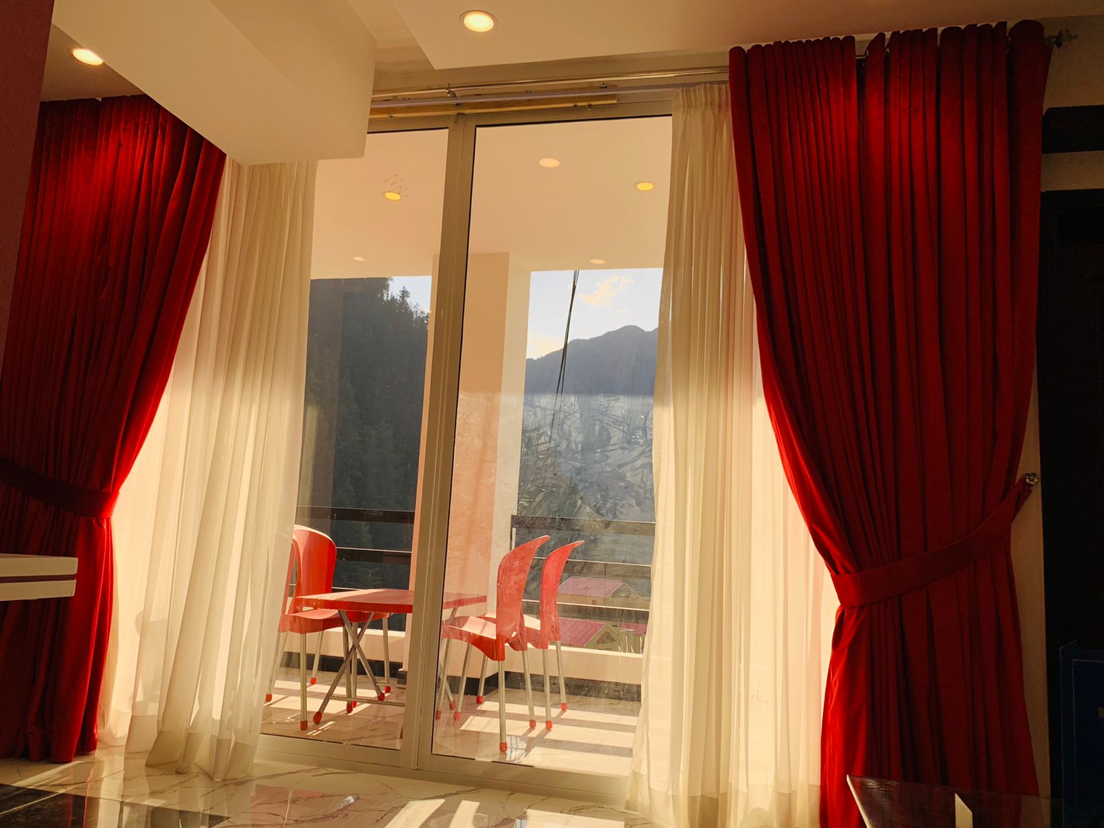 Hotel Belmont Naran