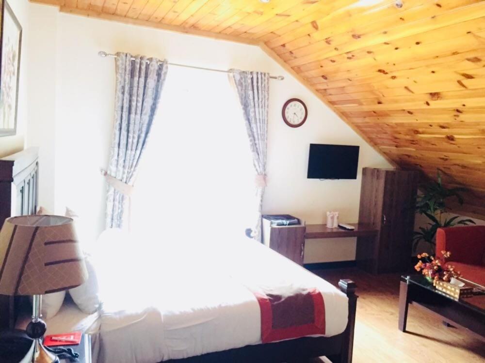 Maisonette Hotels And Resorts