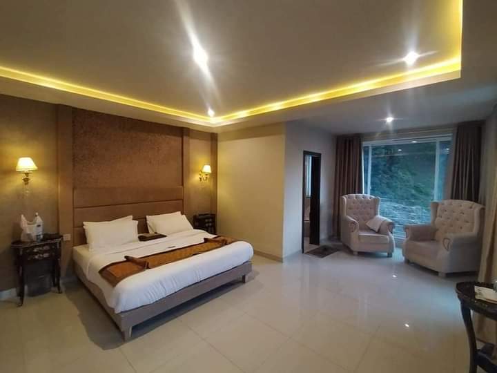 Manila Heights Naran