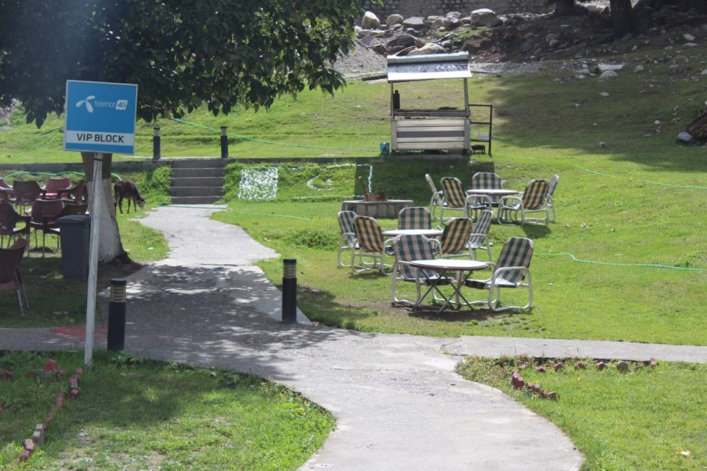 Pine Park Lake Luxury Resort Naran