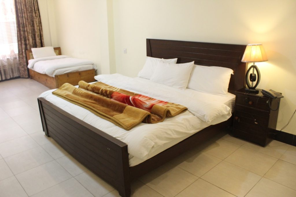 Pine Park Lake Luxury Resort Naran