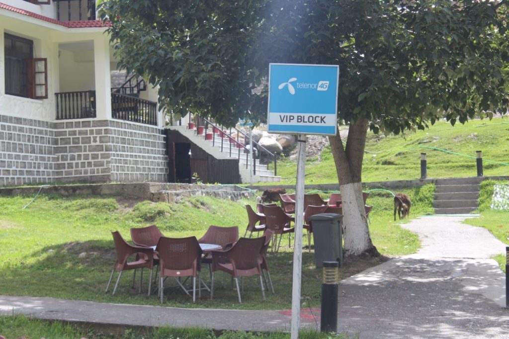 Pine Park Lake Luxury Resort Naran