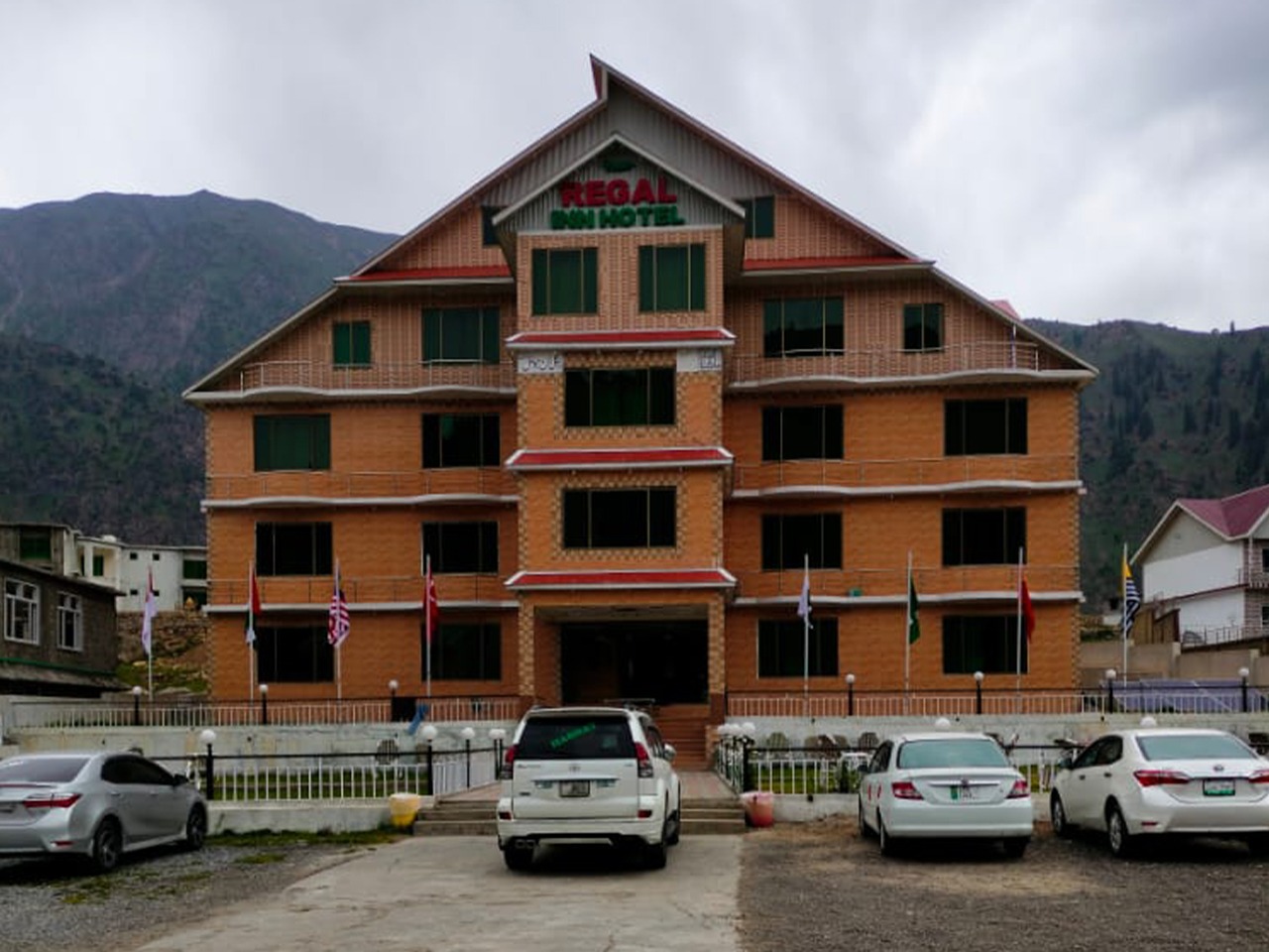 Regal inn hotel batakundi
