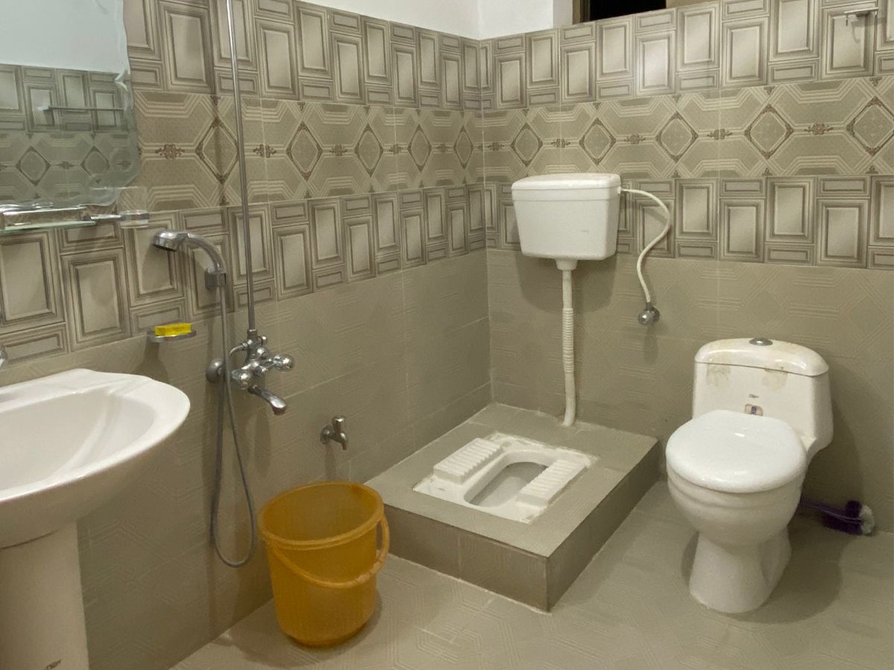 Regal inn hotel batakundi