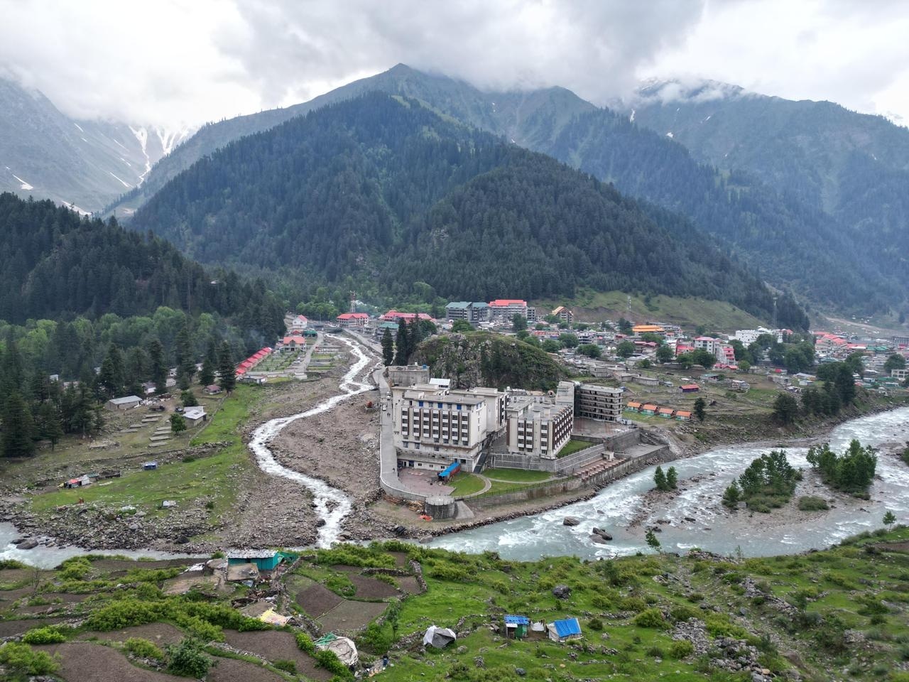 Riviera Hotel & Resort
