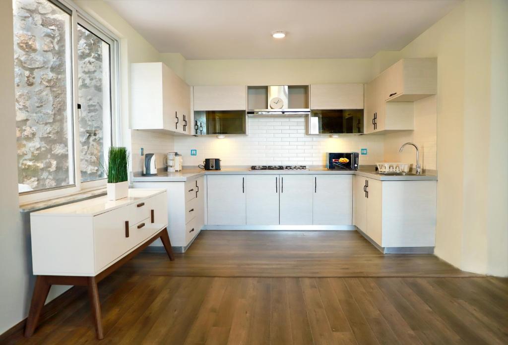 Blue pine Mountain Homes