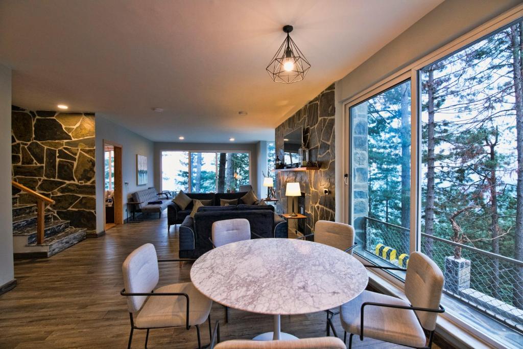 Blue pine Mountain Homes