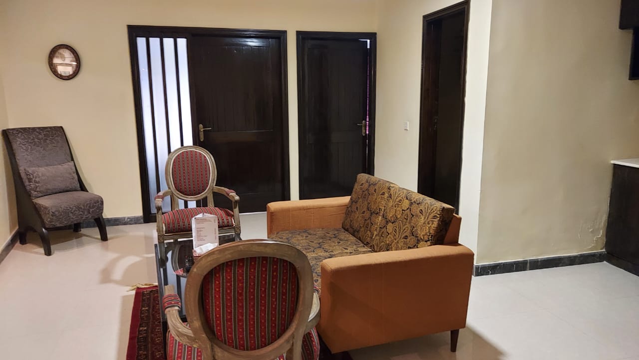 Summit Hotel