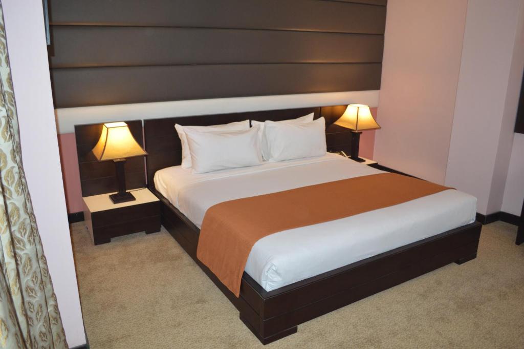 Fort Continental Hotel