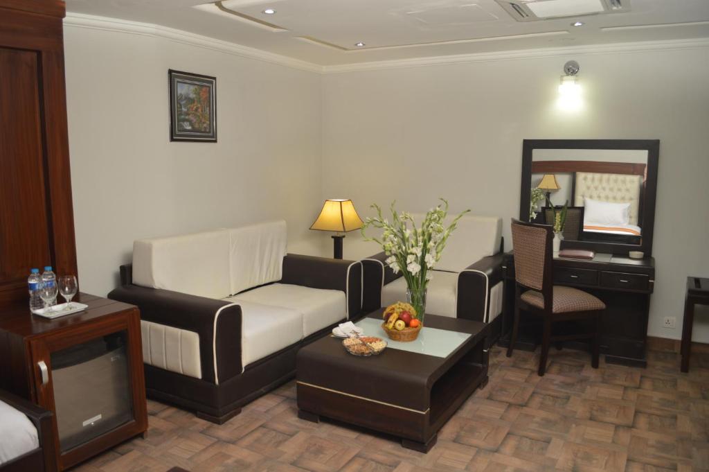 Fort Continental Hotel
