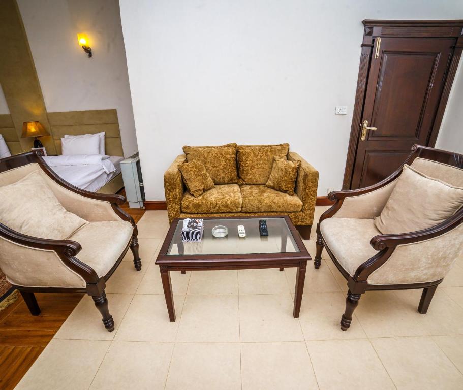 Shelton Guest House Peshawar