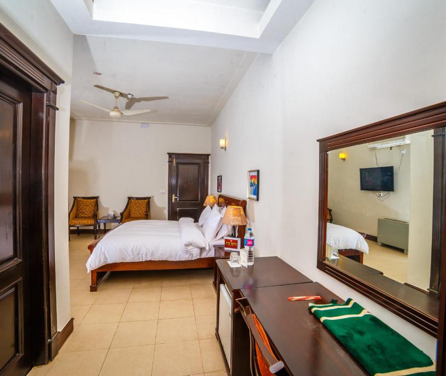 Shelton Guest House Peshawar
