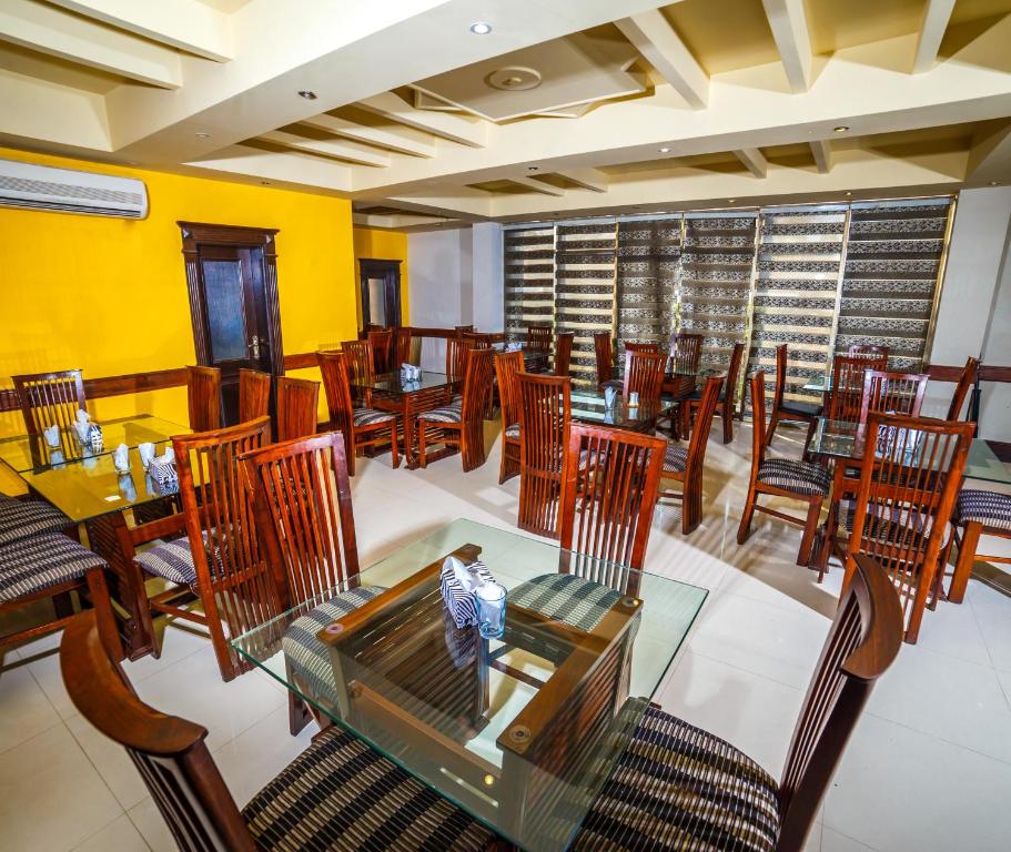 Shelton Guest House Peshawar