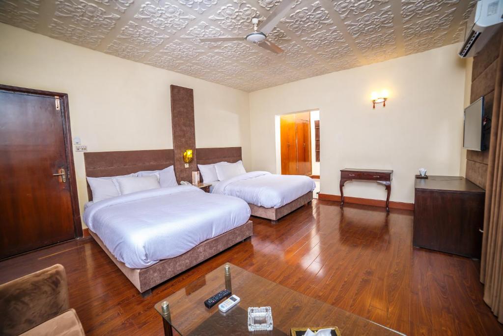 Sheltons Accommodator Peshawar