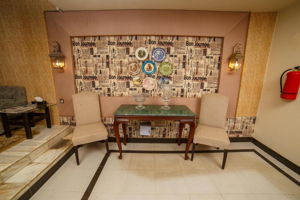 Sheltons Accommodator Peshawar