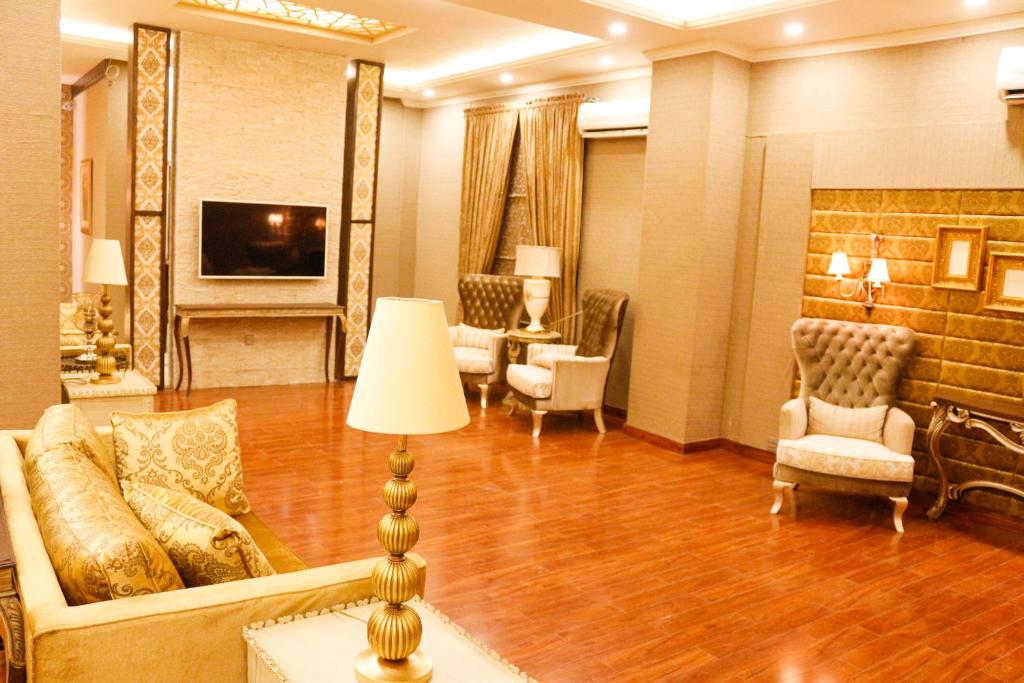 Sheltons Rezidor Hotel Peshawar