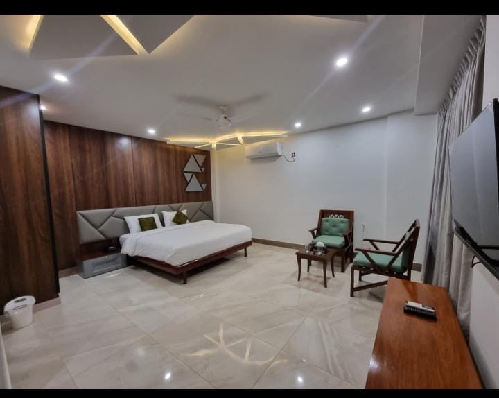 Grand Hotel Quetta