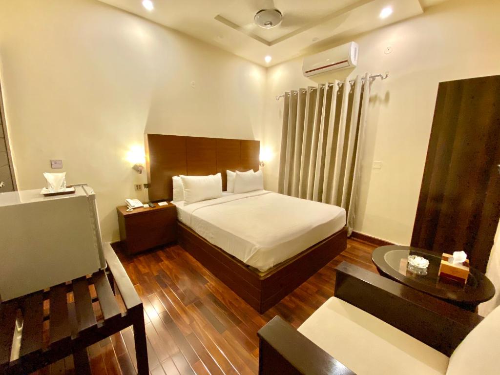 Shelton Hotel Rawalpindi