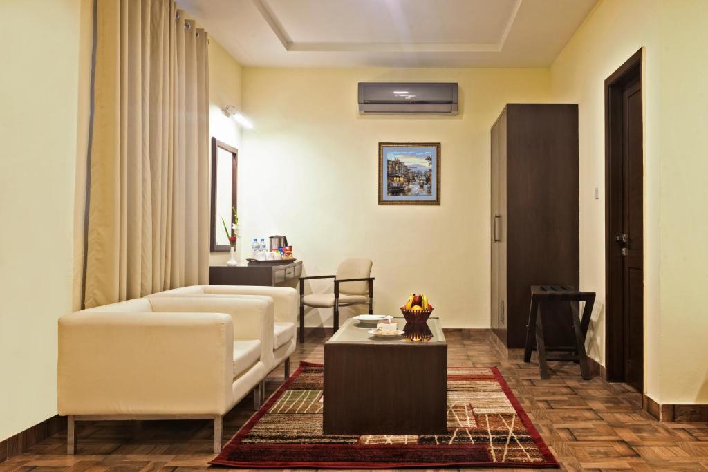 Hotel One Arif wala Chowk