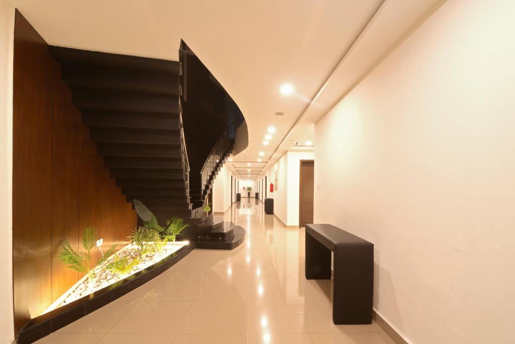 Hotel One Arif wala Chowk