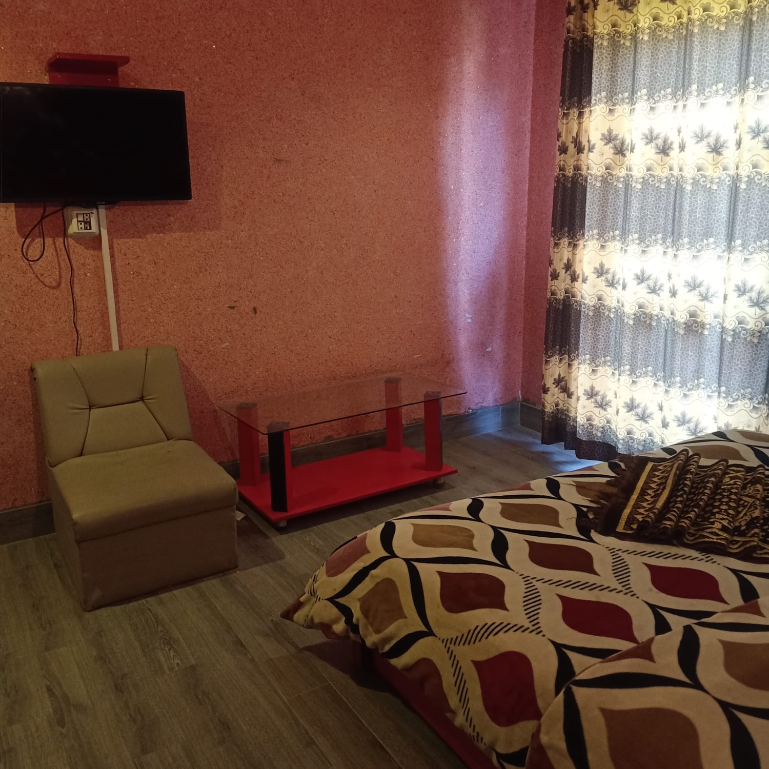 Fridays Hotel Shogran