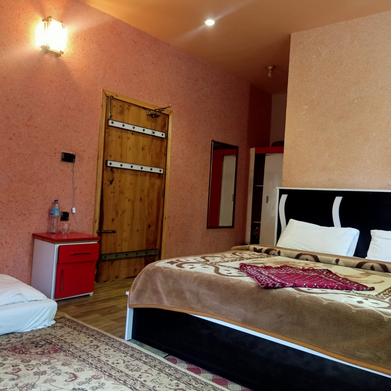 Fridays Hotel Shogran