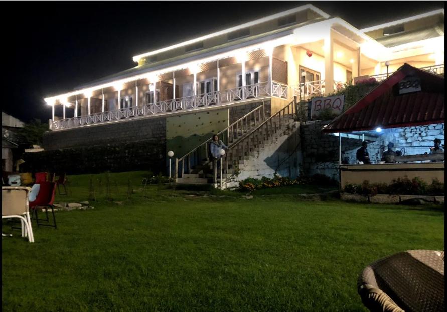 Lalazar Hotel Shogran